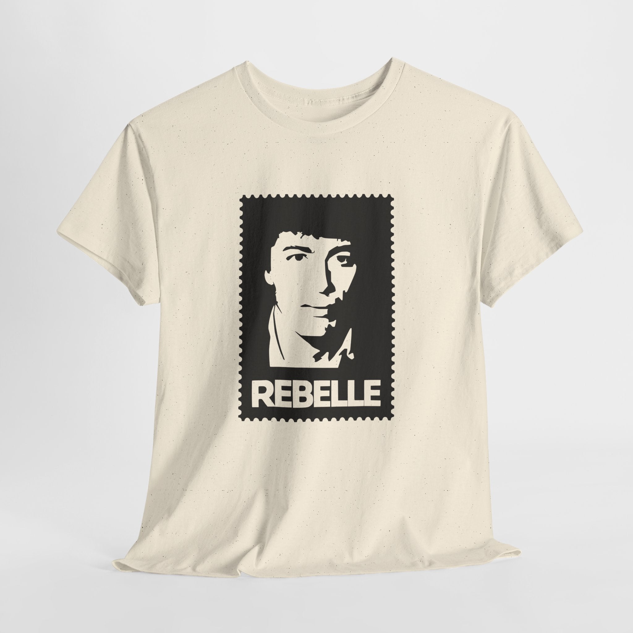 T-shirt Matoub Lounès – Portrait “Rebelle” en Design Timbre Vintage
