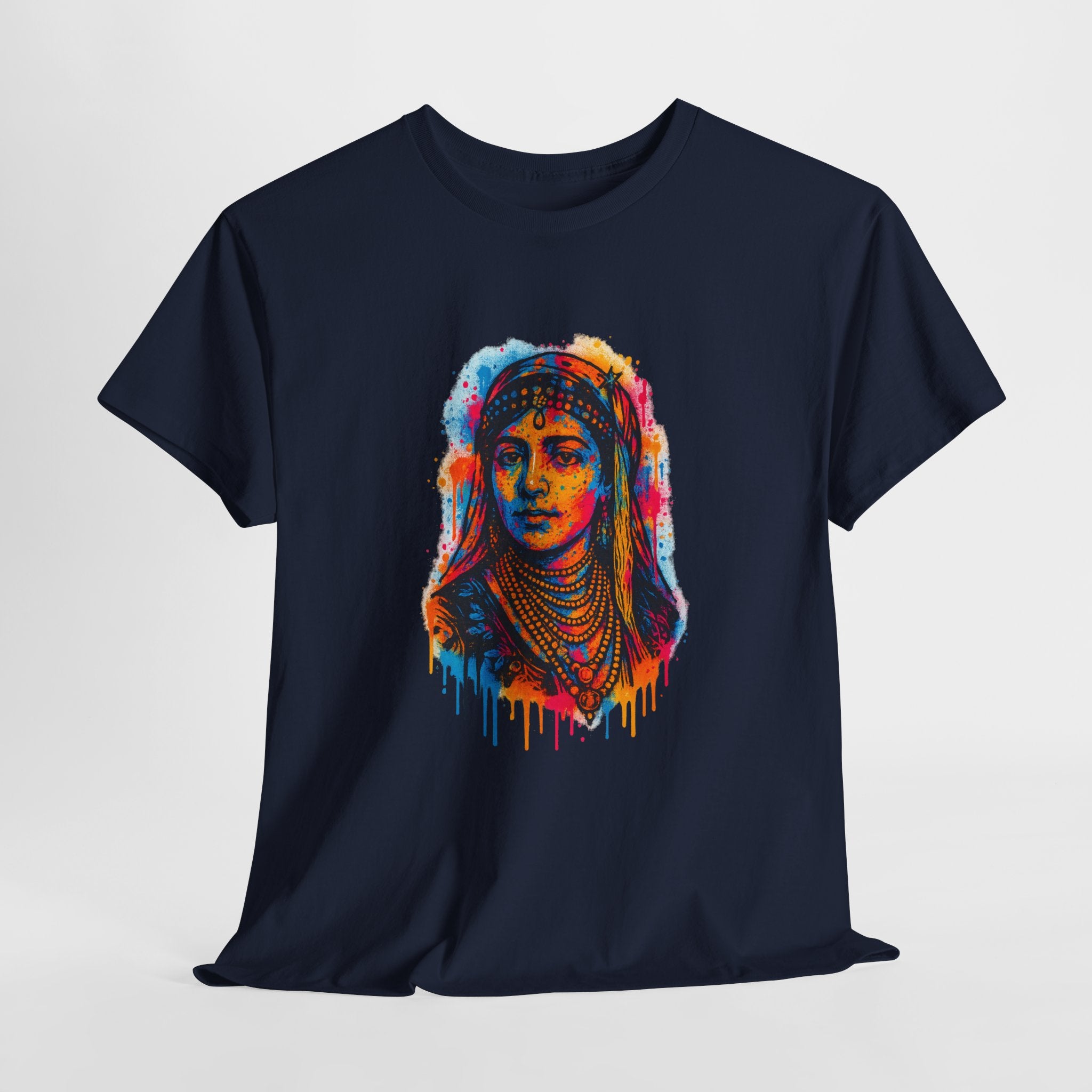 T-shirt Graffiti Lalla Fatma N’Soumer – Héroïne Kabyle et Amazighe