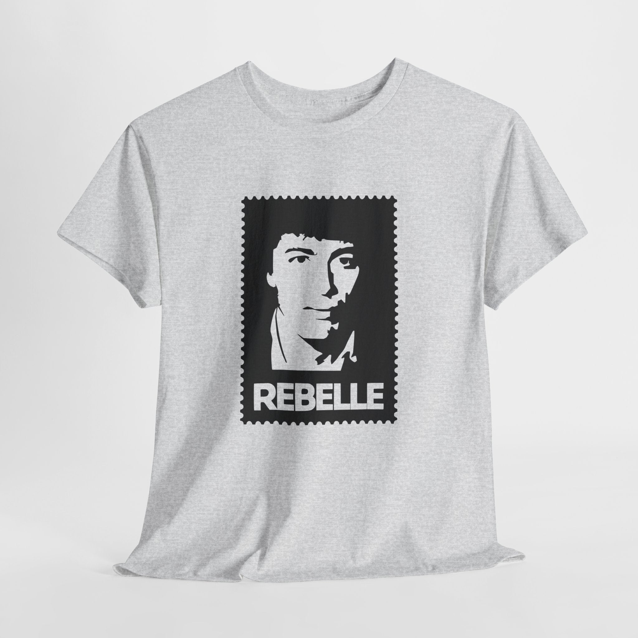 T-shirt Matoub Lounès – Portrait “Rebelle” en Design Timbre Vintage