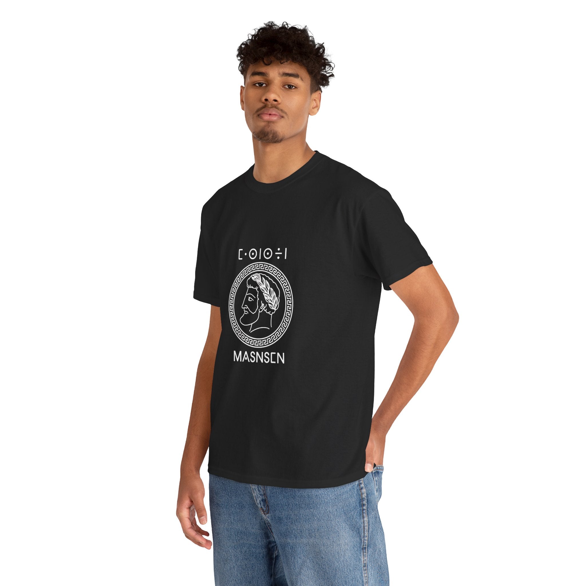 T-shirt Massinissa (Masnsen) – Roi Amazigh en Latin & Tifinagh