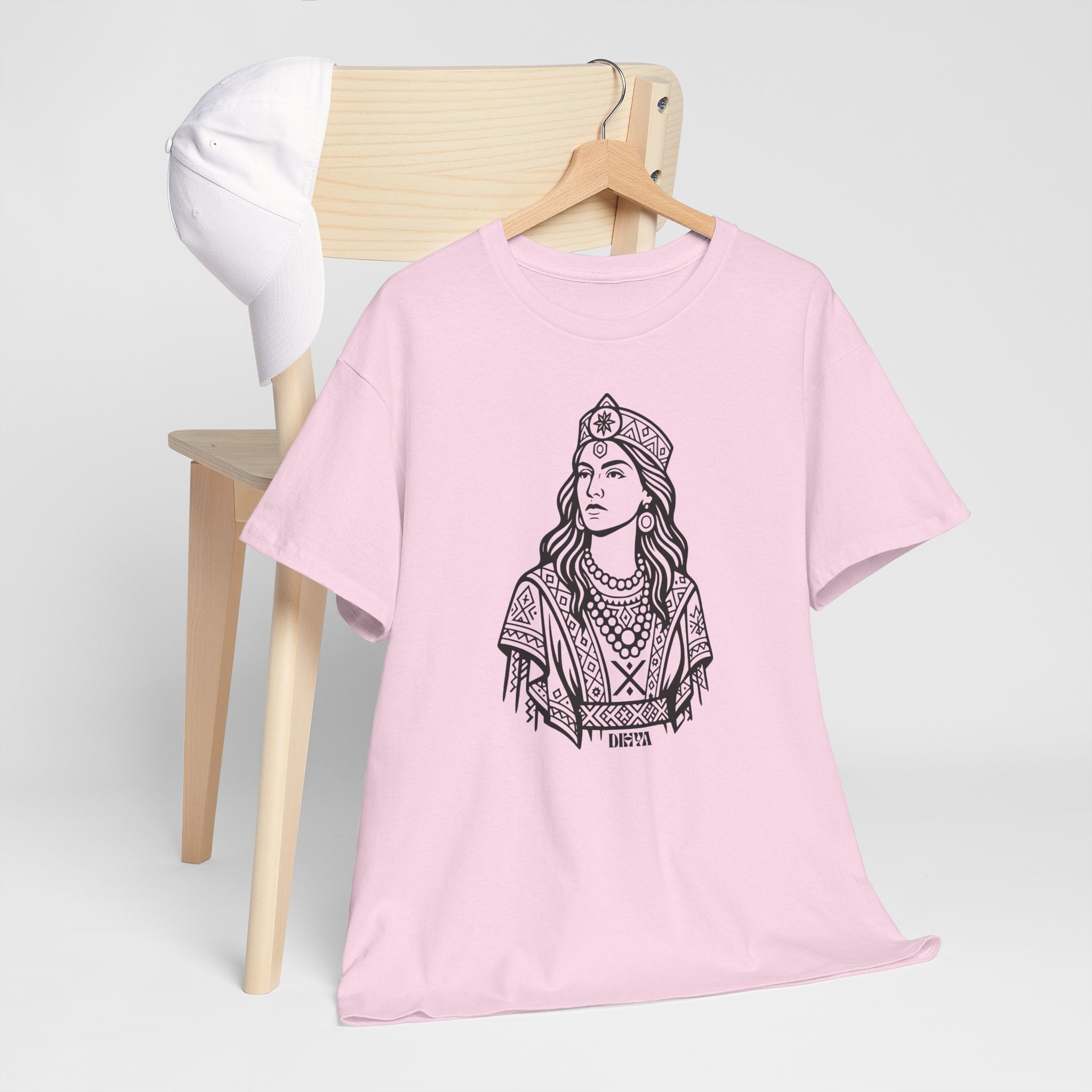 T-shirt Dihya – La Reine Guerrière Amazighe | Icône de la Résistance Kabyle