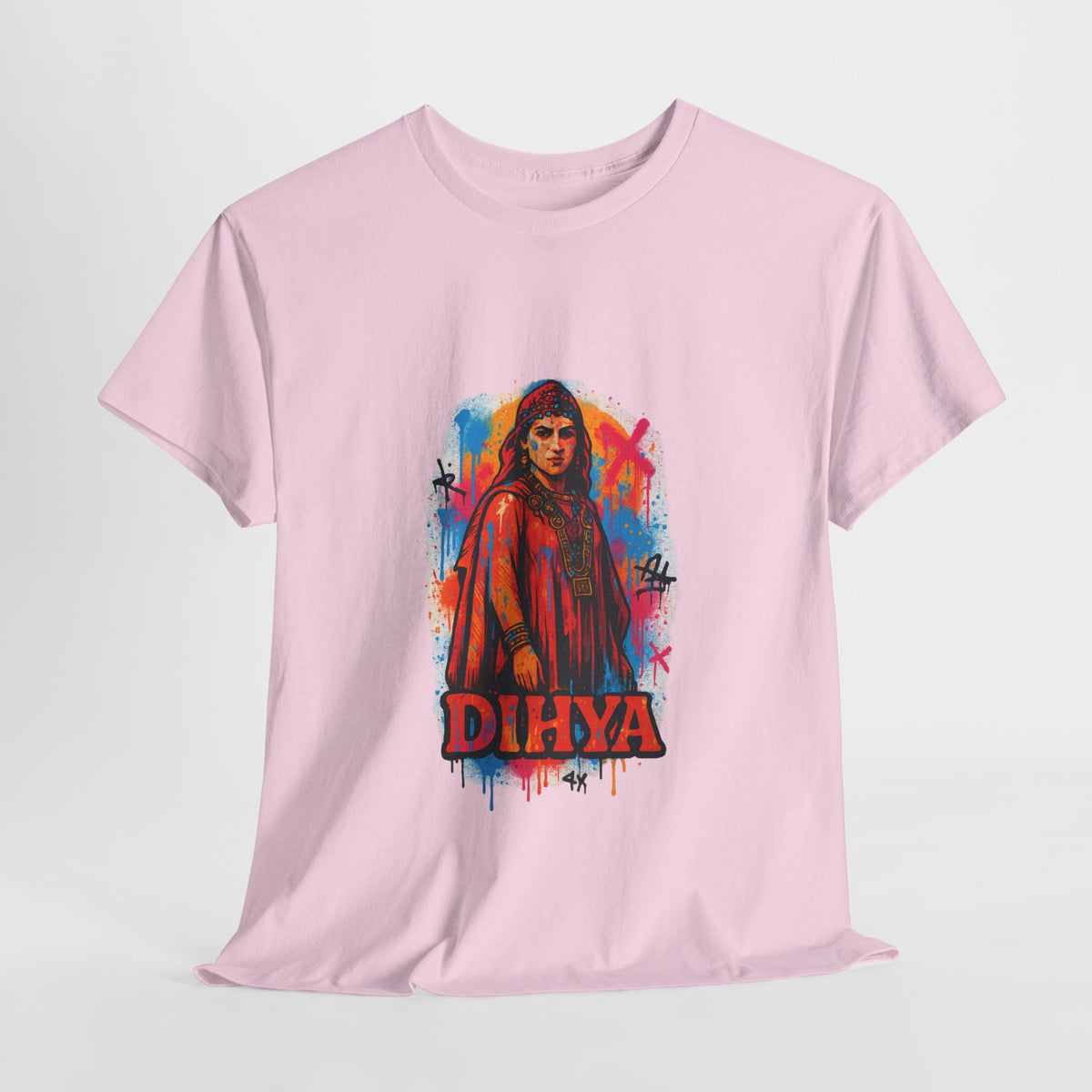 T-shirt Dihya – La Reine Guerrière Amazighe en Style Graffiti Street Art