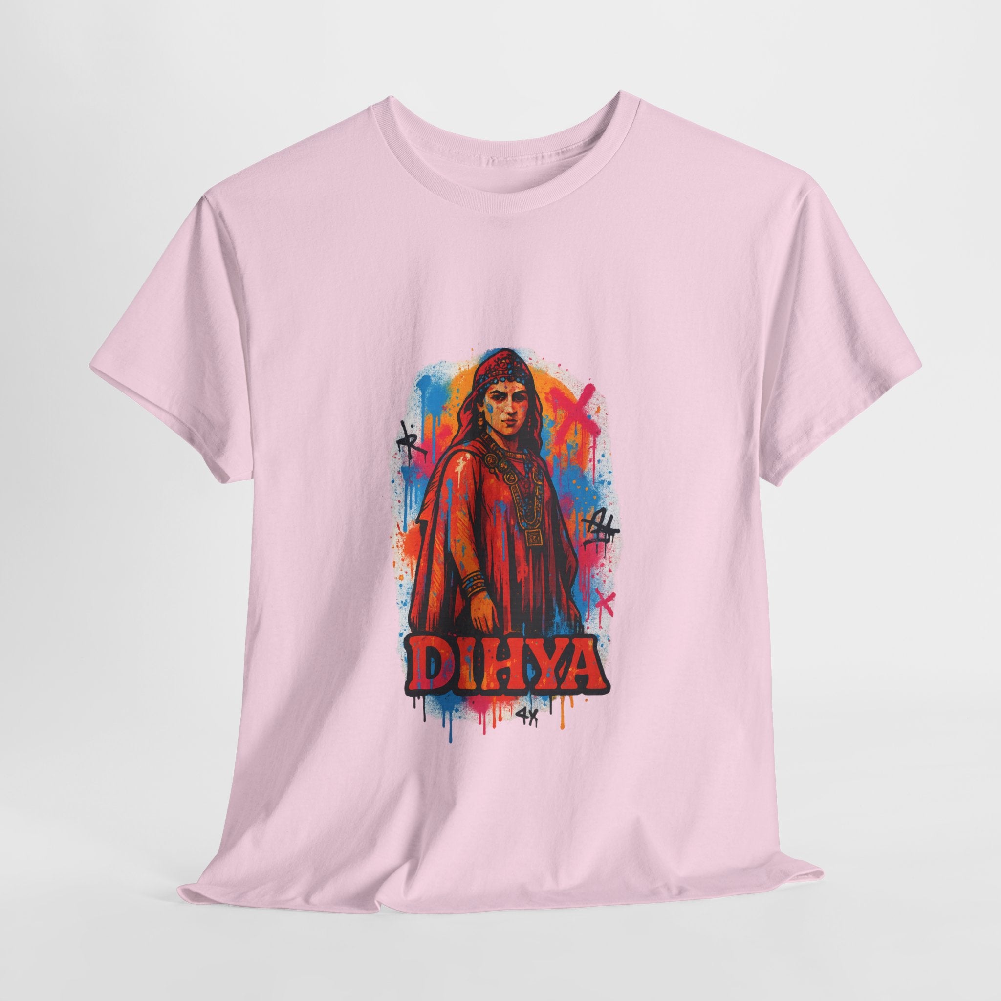 T-shirt Dihya – La Reine Guerrière Amazighe en Style Graffiti Street Art