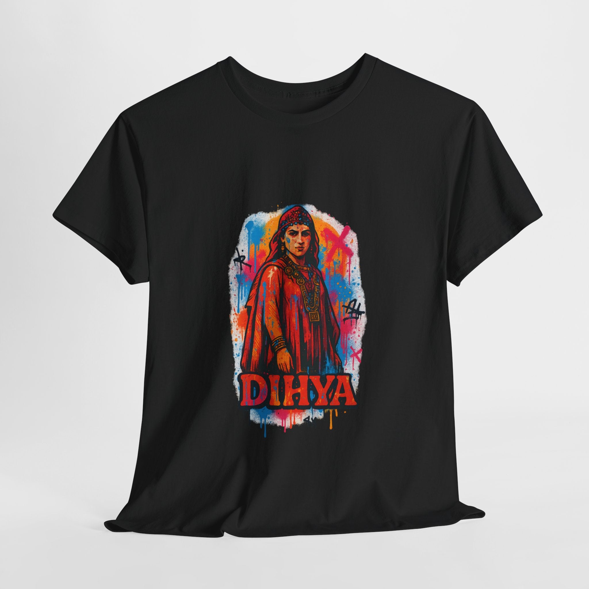 T-shirt Dihya – La Reine Guerrière Amazighe en Style Graffiti Street Art
