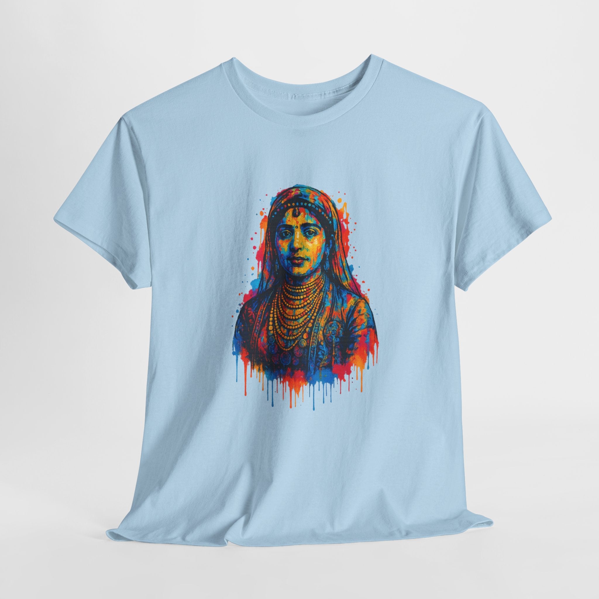 T-shirt Lalla Fatma N’Soumer – Portrait Graffiti Street Art Kabyle