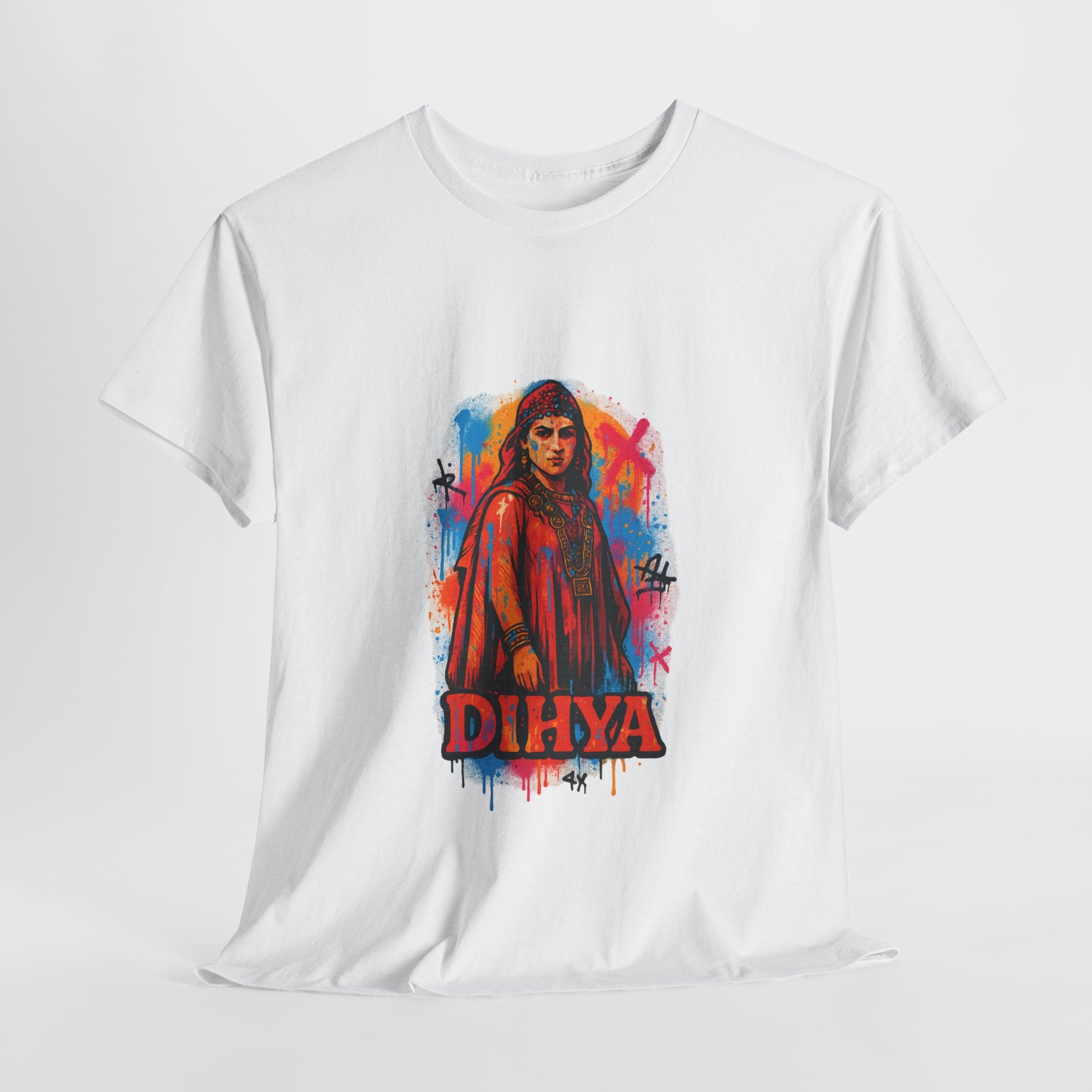 T-shirt Dihya – La Reine Guerrière Amazighe en Style Graffiti Street Art