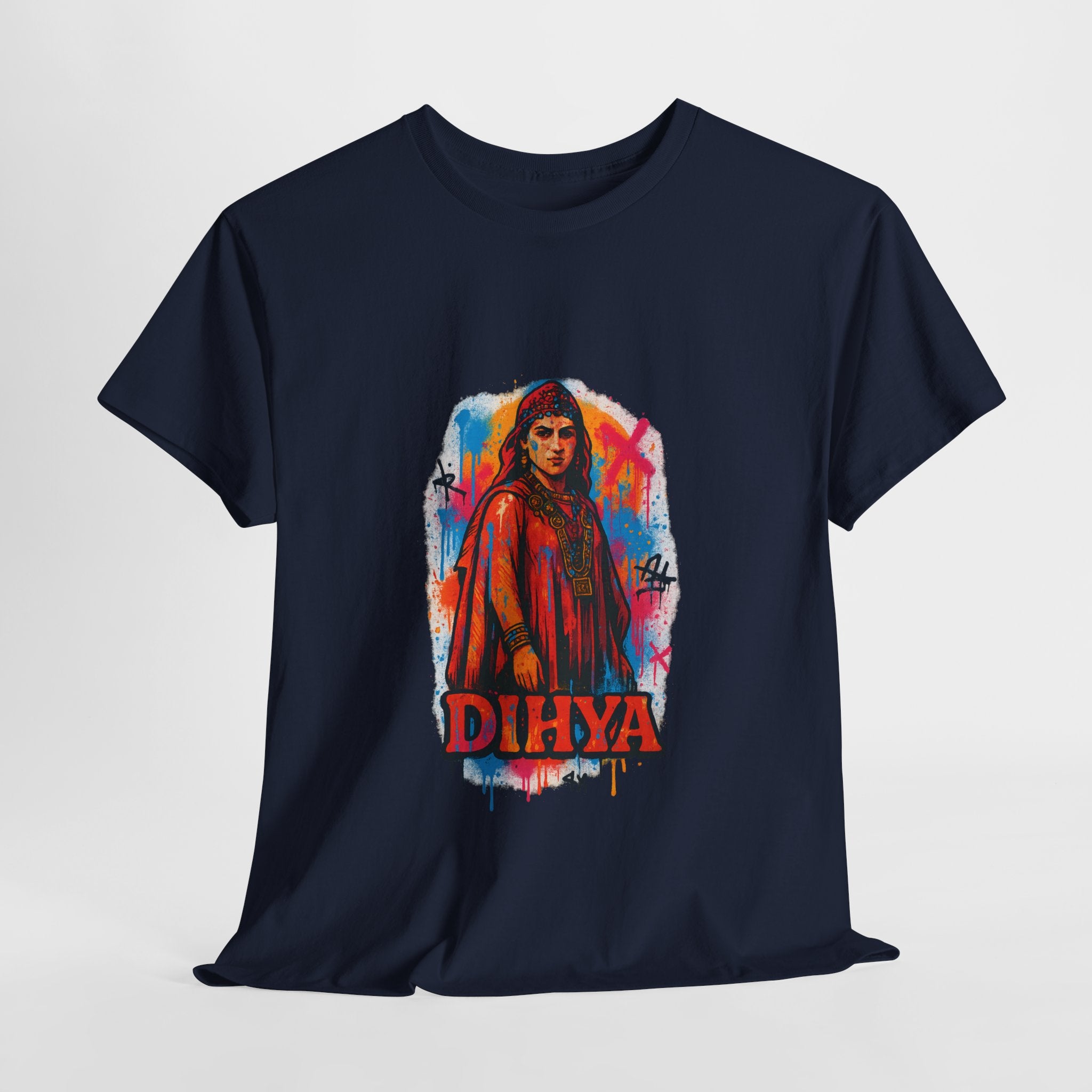 T-shirt Dihya – La Reine Guerrière Amazighe en Style Graffiti Street Art