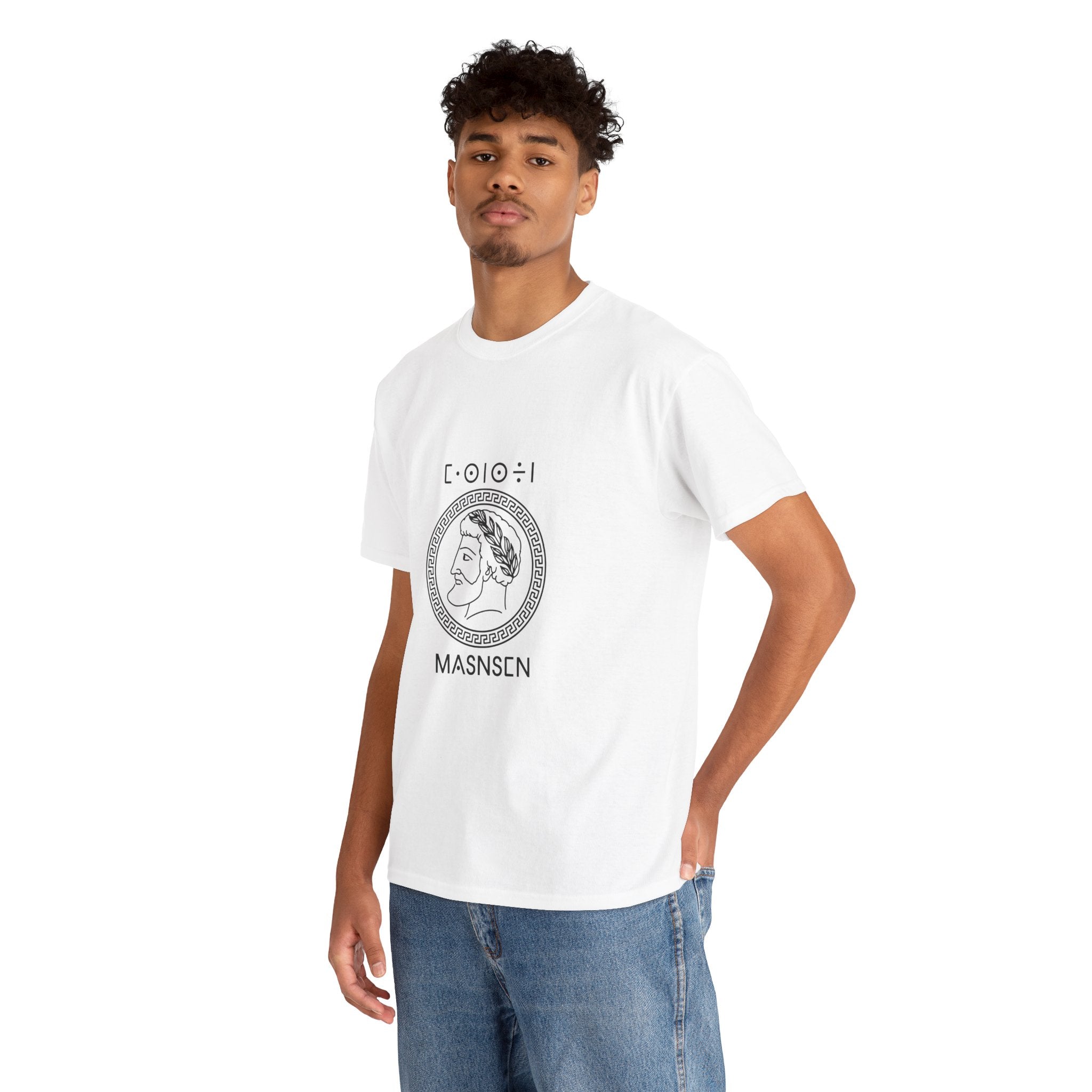 T-shirt Massinissa (Masnsen) – Roi Amazigh en Latin & Tifinagh