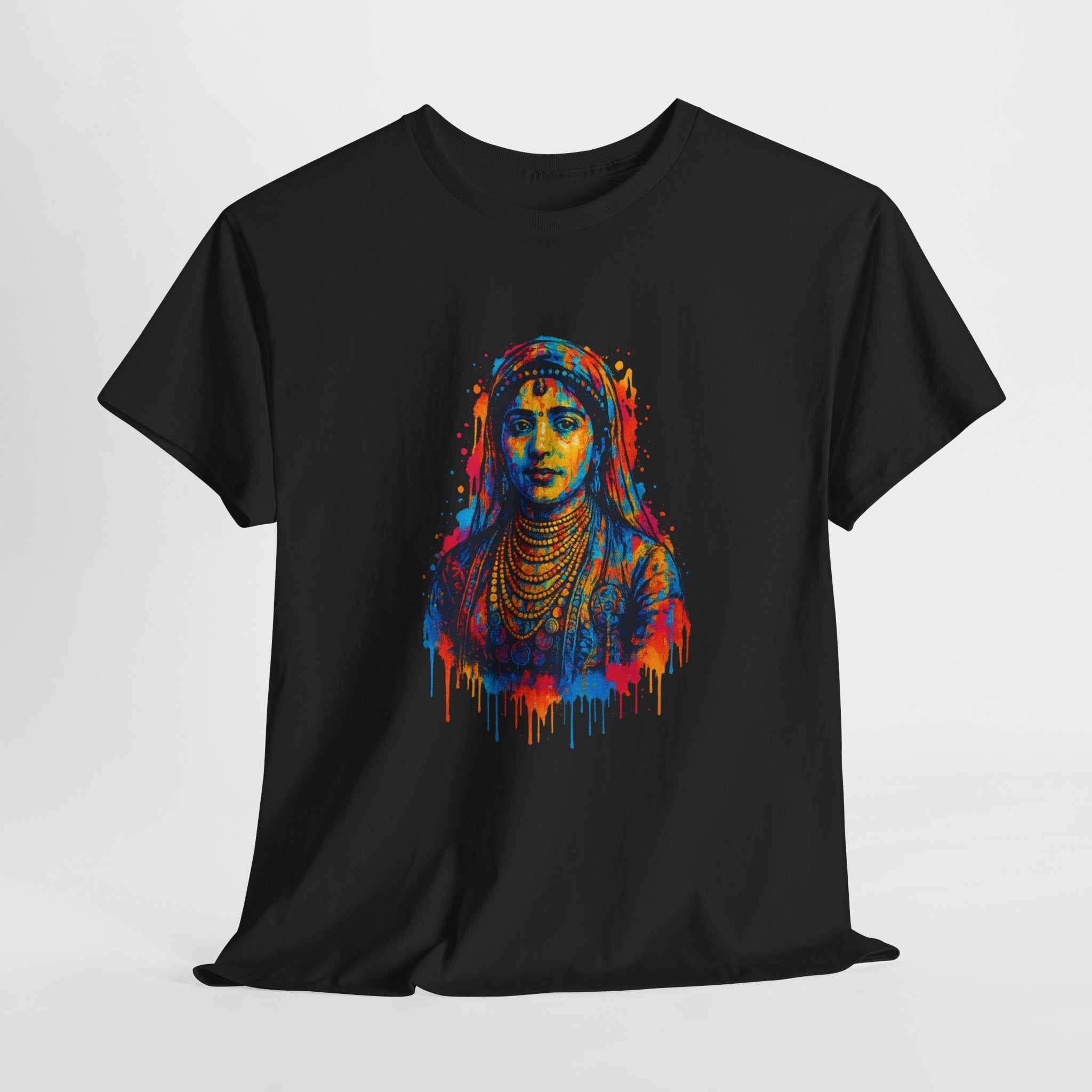 T-shirt Lalla Fatma N’Soumer – Portrait Graffiti Street Art Kabyle