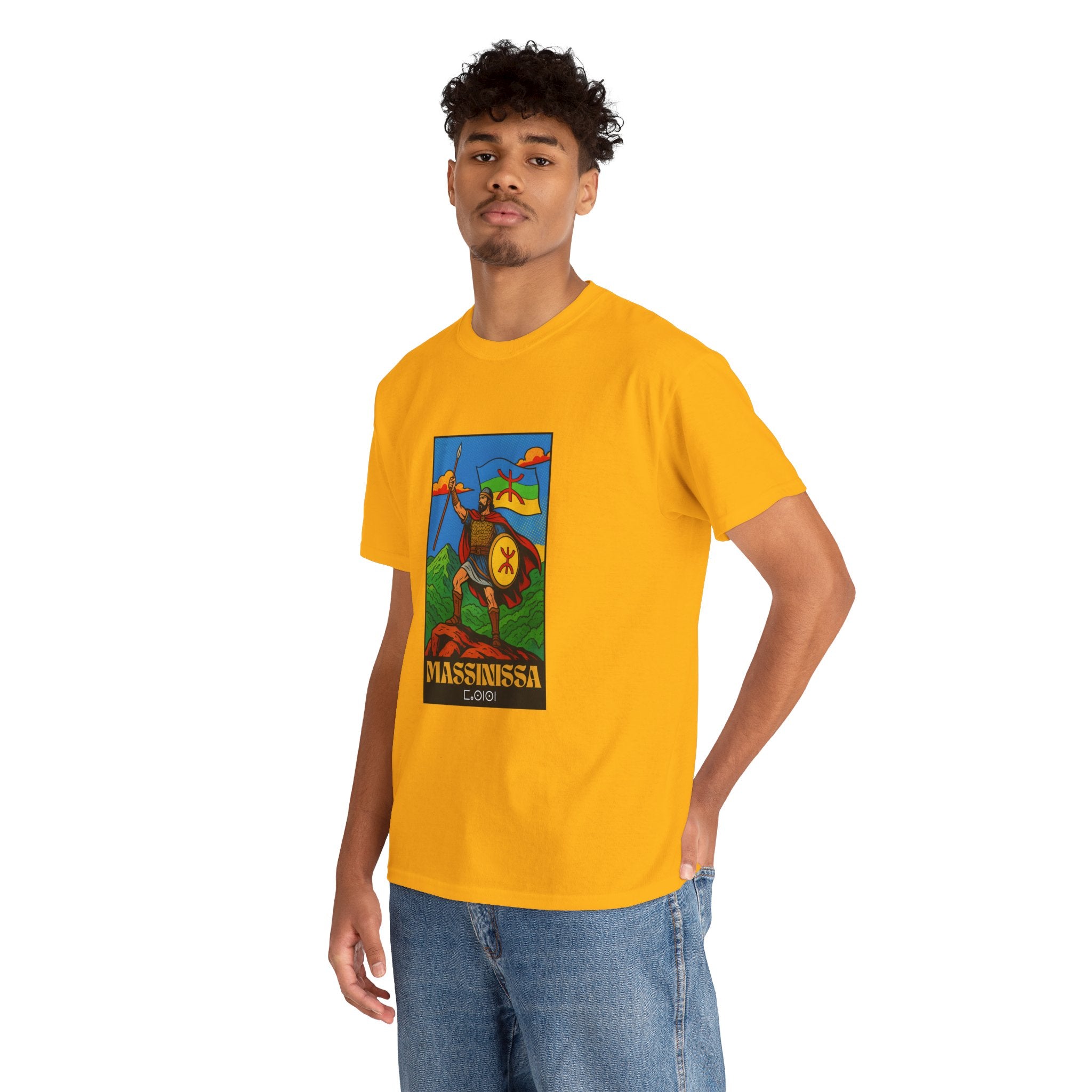 T-shirt Massinissa dans les Montagnes Kabyles – Histoire et Fierté