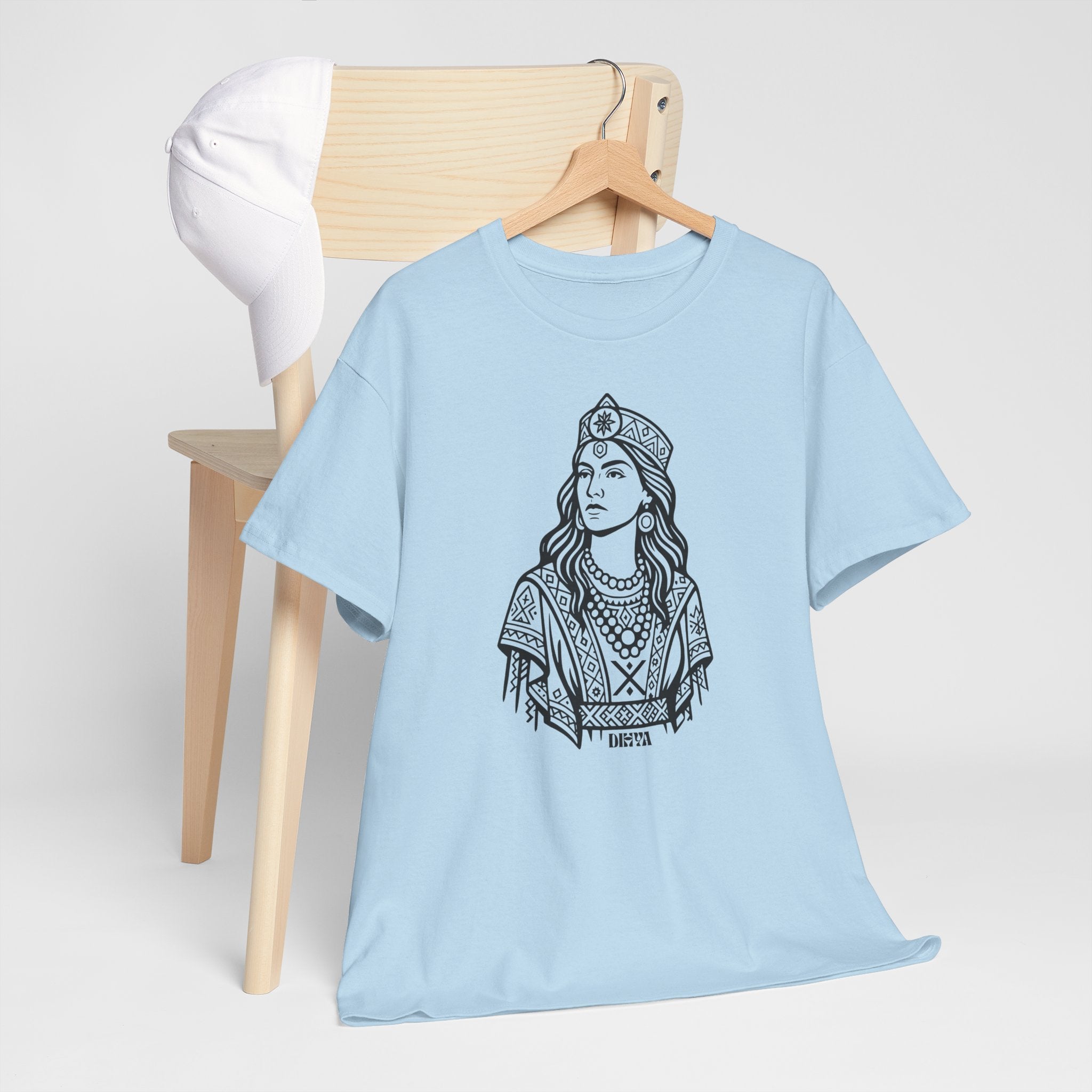 T-shirt Dihya – La Reine Guerrière Amazighe | Icône de la Résistance Kabyle
