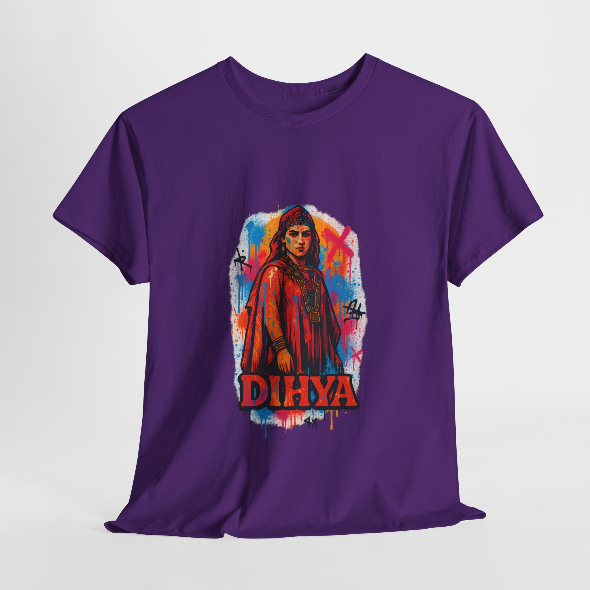 T-shirt Dihya – La Reine Guerrière Amazighe en Style Graffiti Street Art