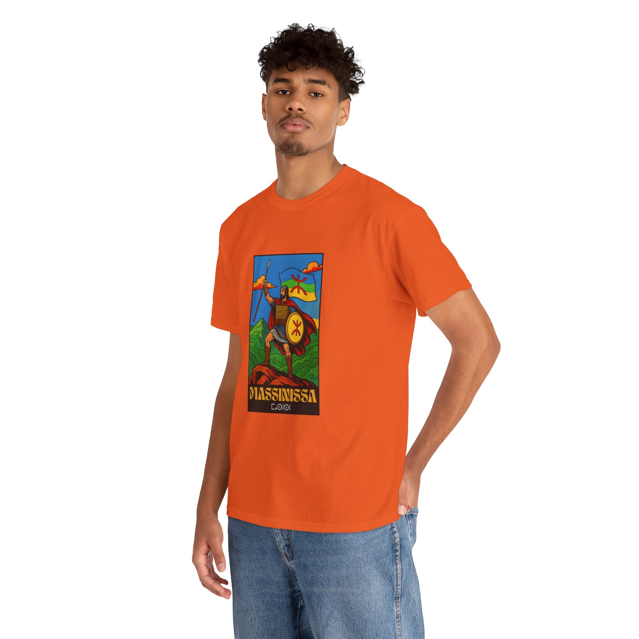T-shirt Massinissa dans les Montagnes Kabyles – Histoire et Fierté