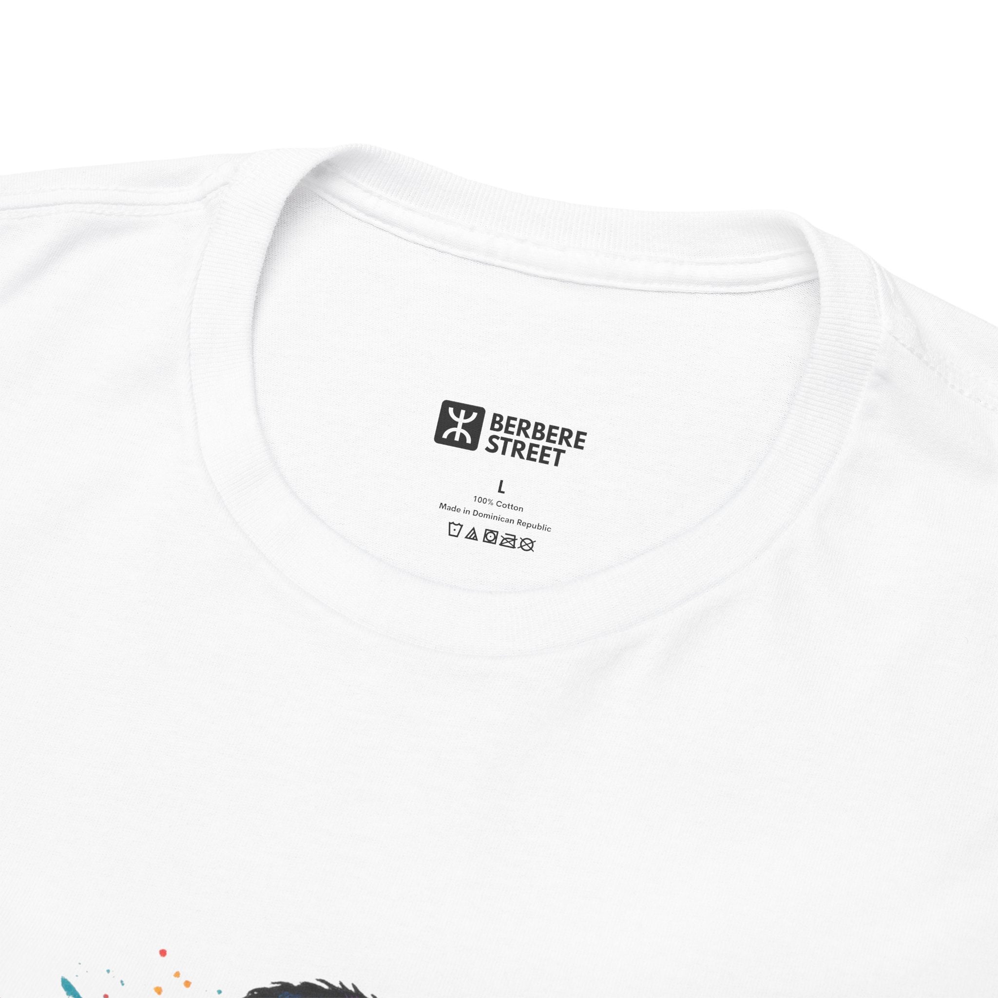 T-shirt Matoub Lounès – Portrait Graffiti avec Guitare sur Scène