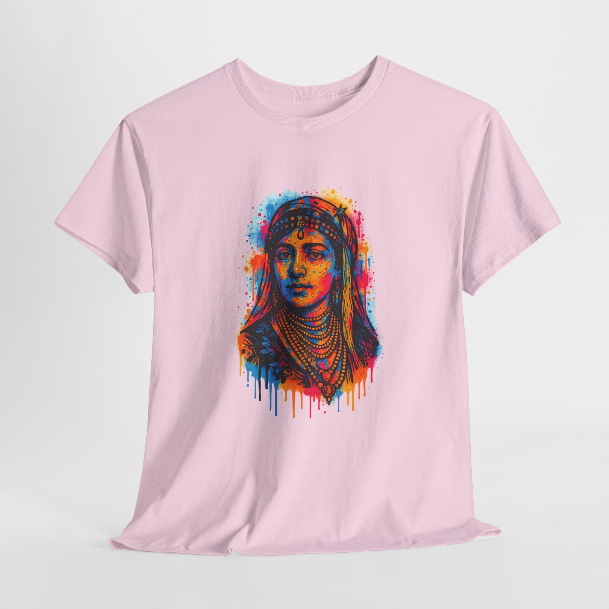 T-shirt Graffiti Lalla Fatma N’Soumer – Héroïne Kabyle et Amazighe