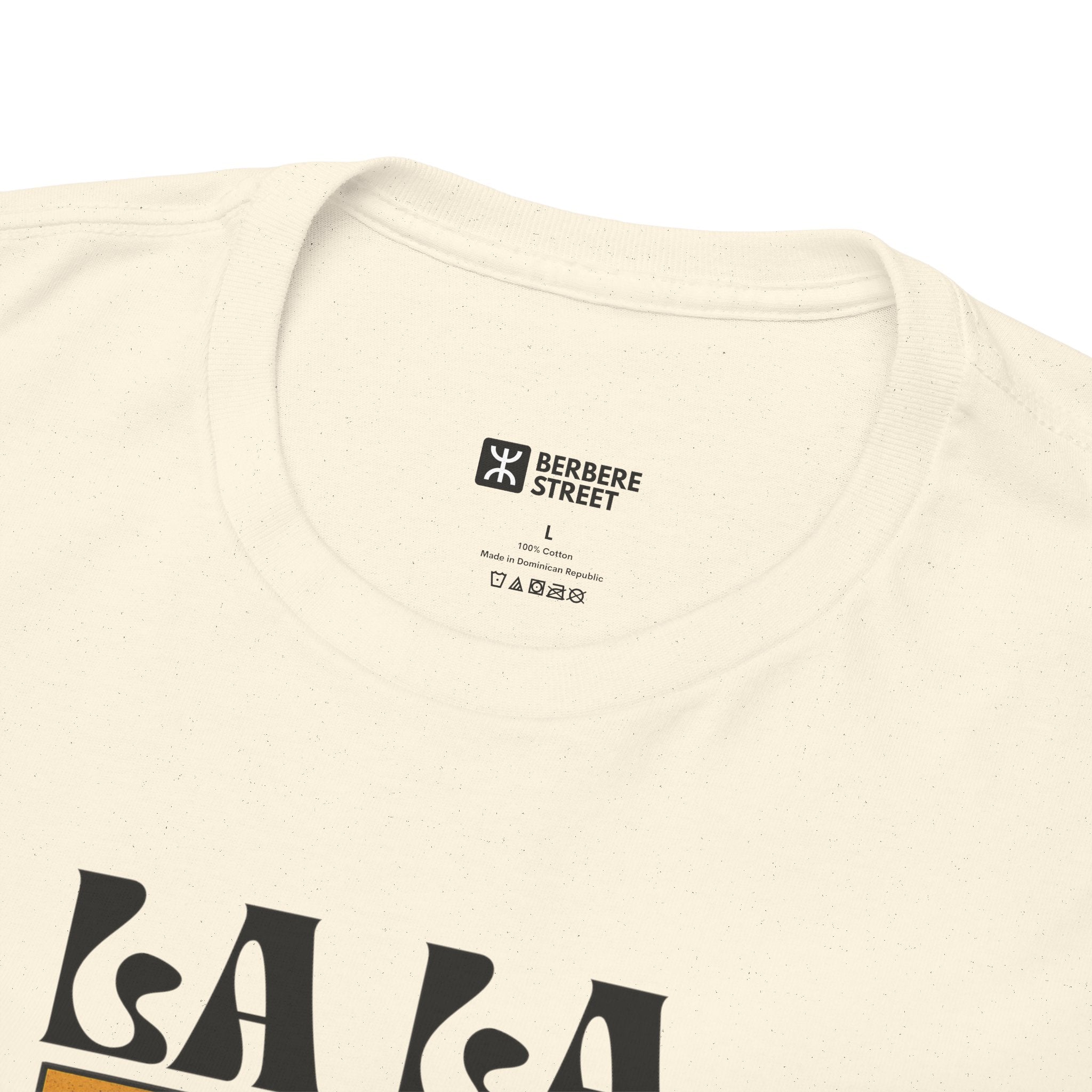 T-shirt Lalla Fatma N’Soumer – Héroïne Kabyle avec Épée et Bouclier