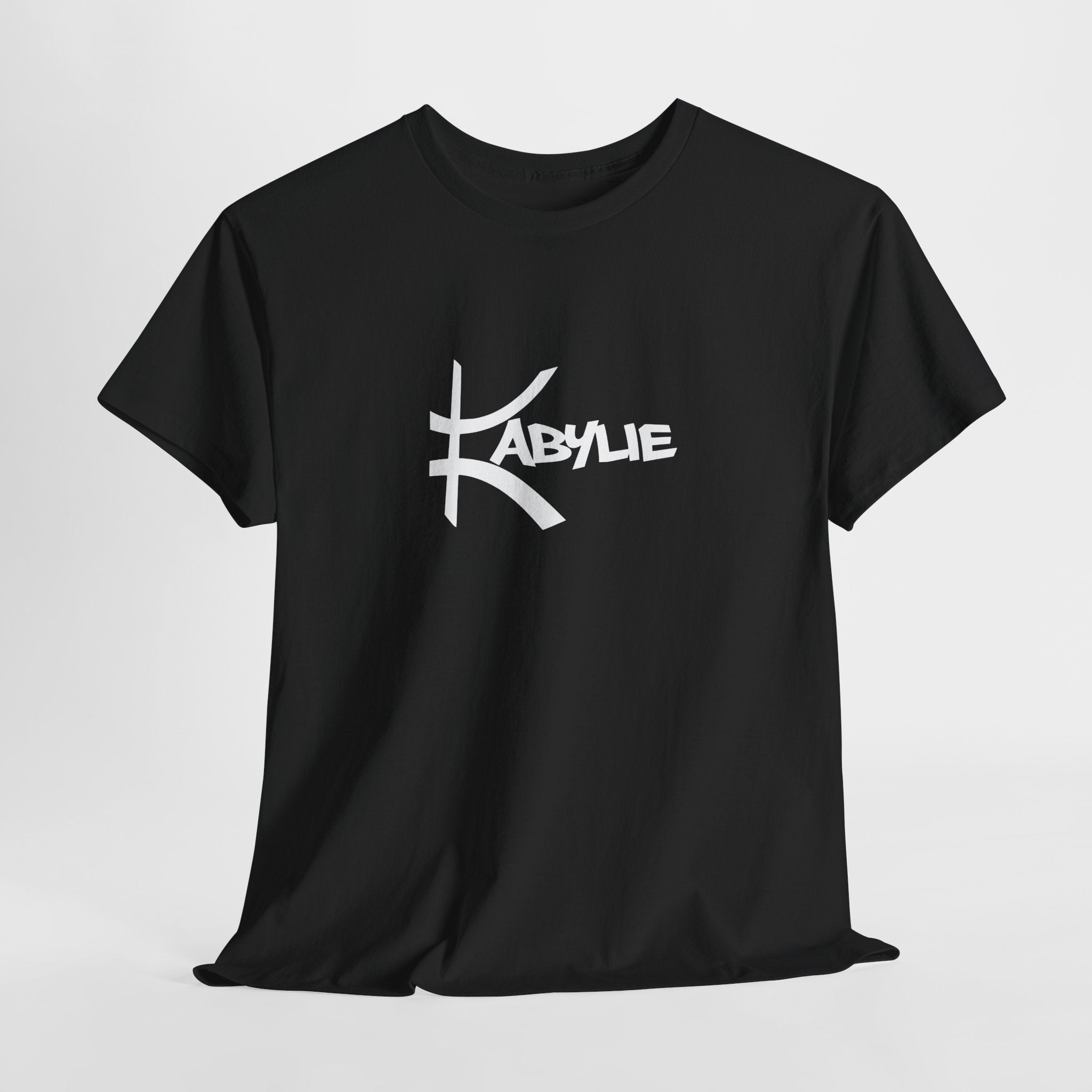 T-shirt Culture Berbère – Mot “Kabyle” avec Symbole Yaz