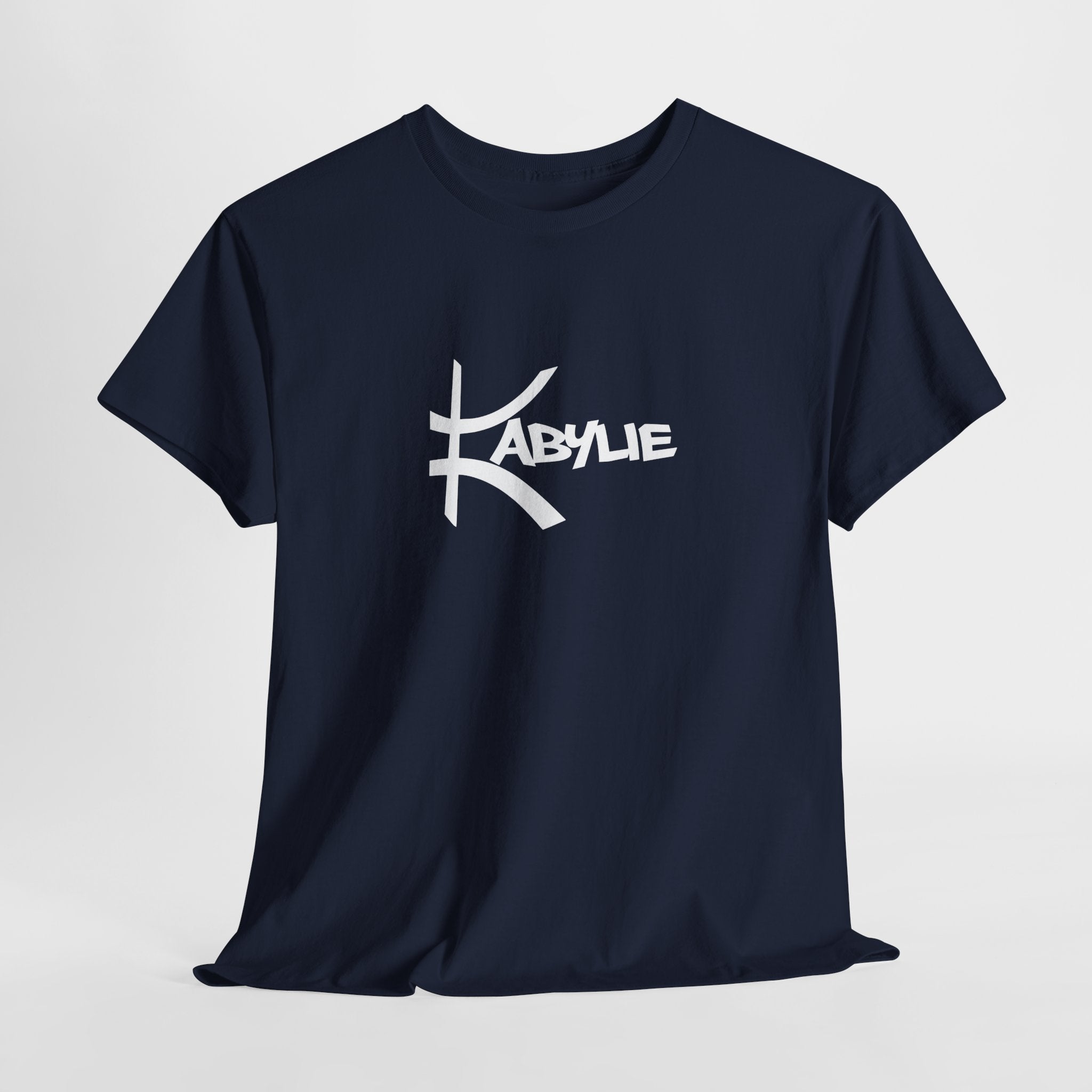 T-shirt Culture Berbère – Mot “Kabyle” avec Symbole Yaz